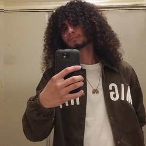 Meet your Posher, Alejandro